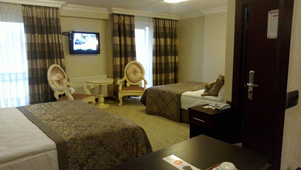 Latifoglu Hotel Ankara Esterno foto